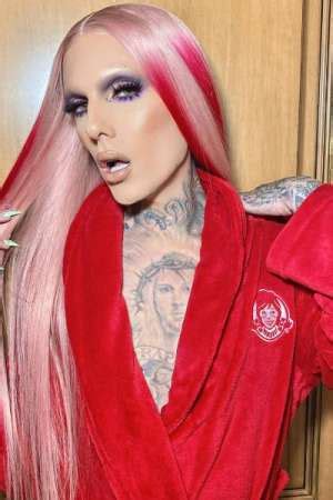 is jeffree star a male|Jeffree Star Age, Bio, Family, Gay, Boyfriend, Net。